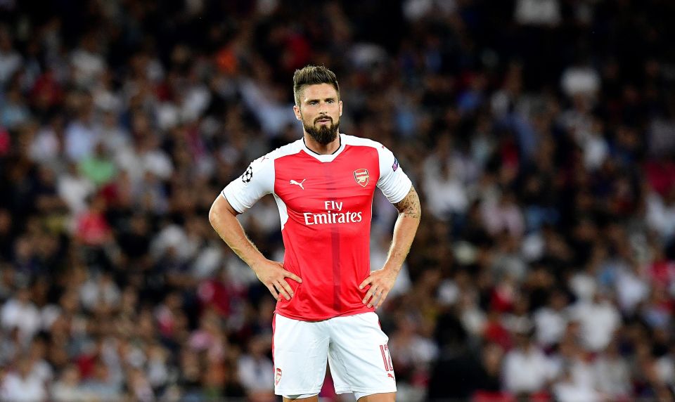  Wenger also revealed Olivier Giroud took a knock on the toe against PSG