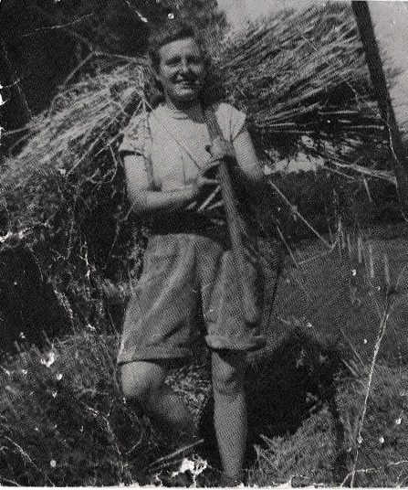  Mary Worrall worked as a Land Girl during the war, helping grow vital crops to keep Britain going