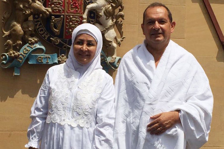  Simon Collis and his wife travelled to Saudi Arabia to perform Haj, the holiest rite for Muslims