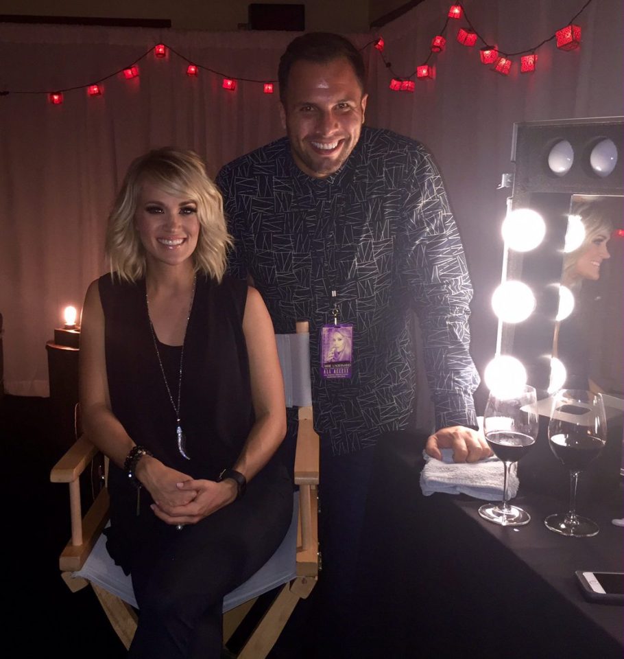  In an exclusive interview Carrie Underwood has revealed she shared her Grammys dressing room with Adele - and loved meeting the superstar