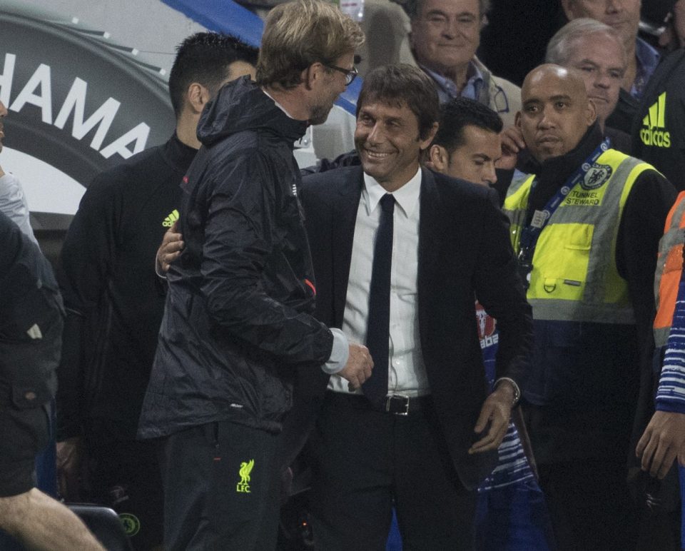  Klopp and Conte had a warm embrace prior to kick off