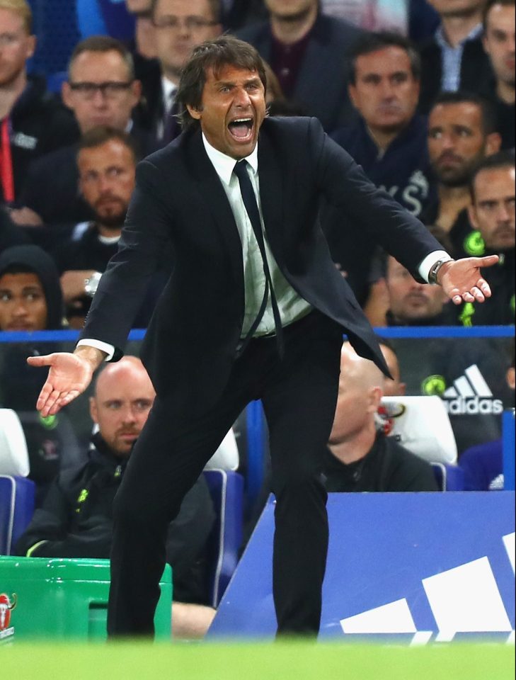  Conte eventually ended up in the Chelsea hotseat but it appears Simeone was first choice