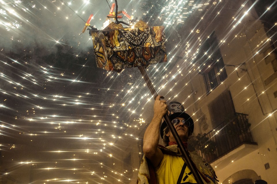  An incredible light show at the Santa Tecla festival