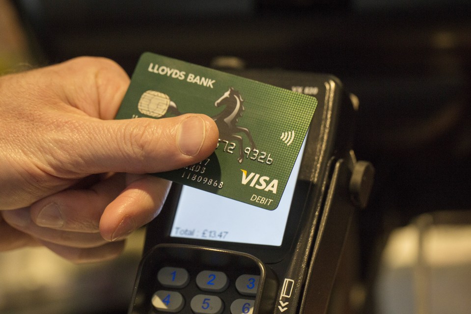  8% of respondents to the survey said they had been defrauded while making contactless payments