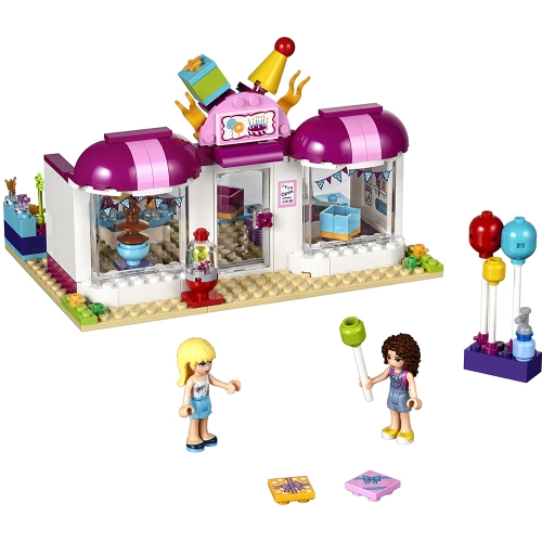  This LEGO fancy dress shop comes with plastic balloons and different outfits for the characters