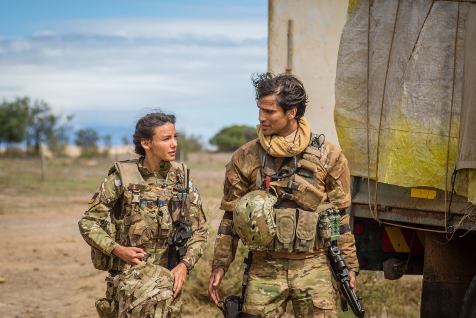  Michelle with her co-star Luke Pasqualino