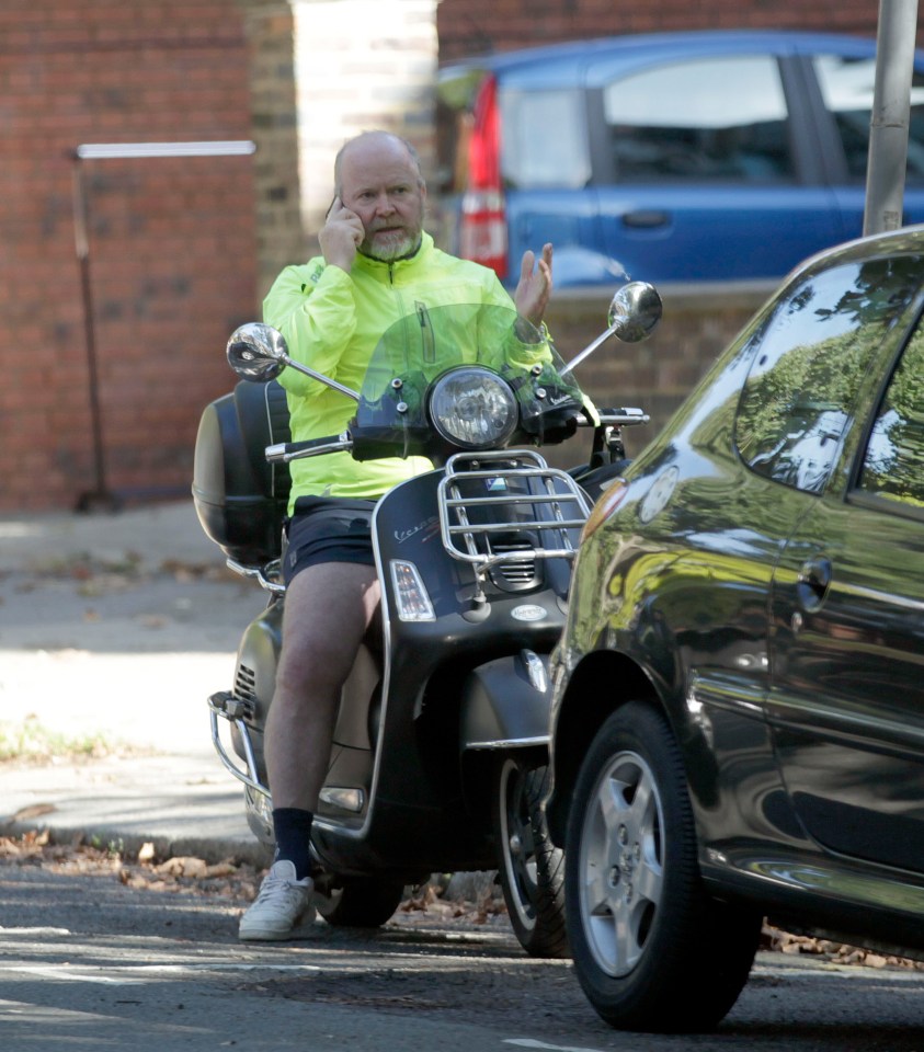  He pulled over to chat on his phone