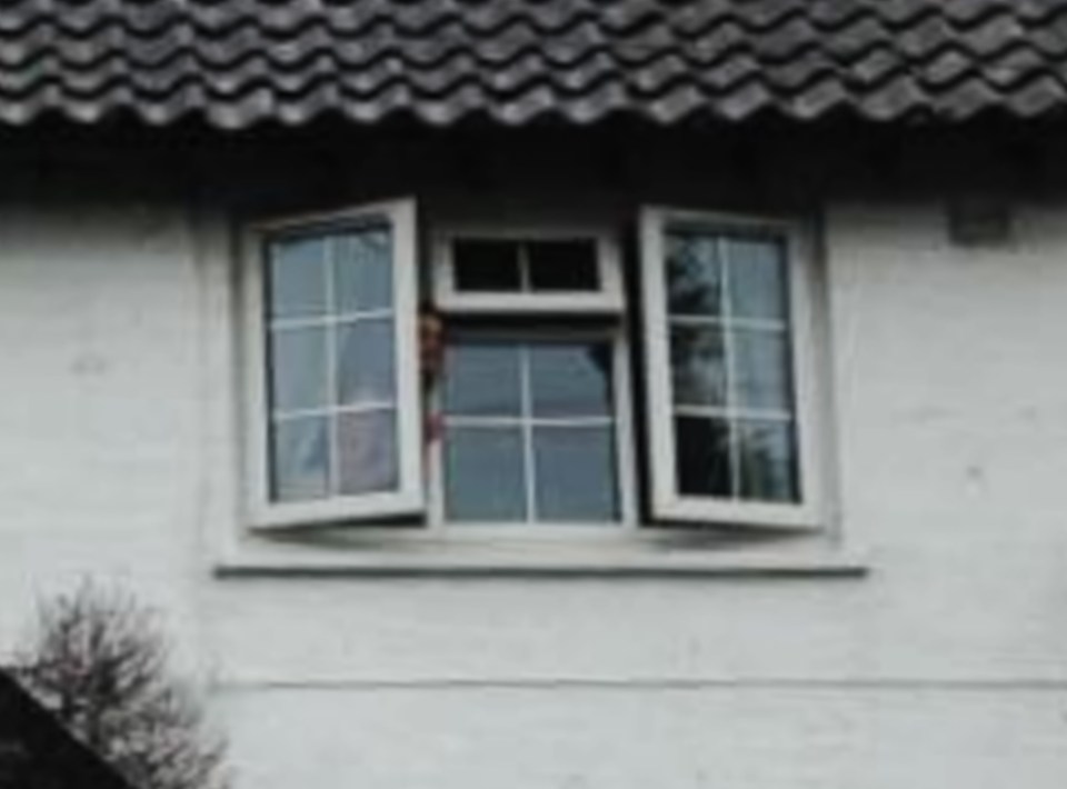 GHOST OF MUM SPOTTED IN WINDOW