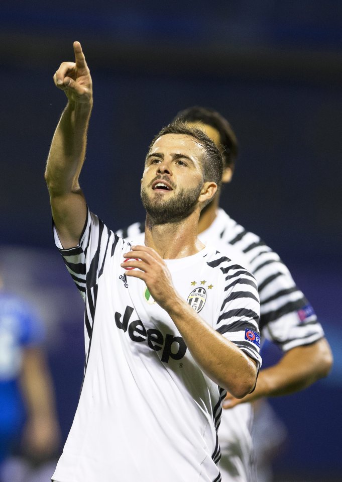  Miralem Pjanic set the ball rolling for Juventus when he capitalised on some poor Dinamo defending to fire his side ahead