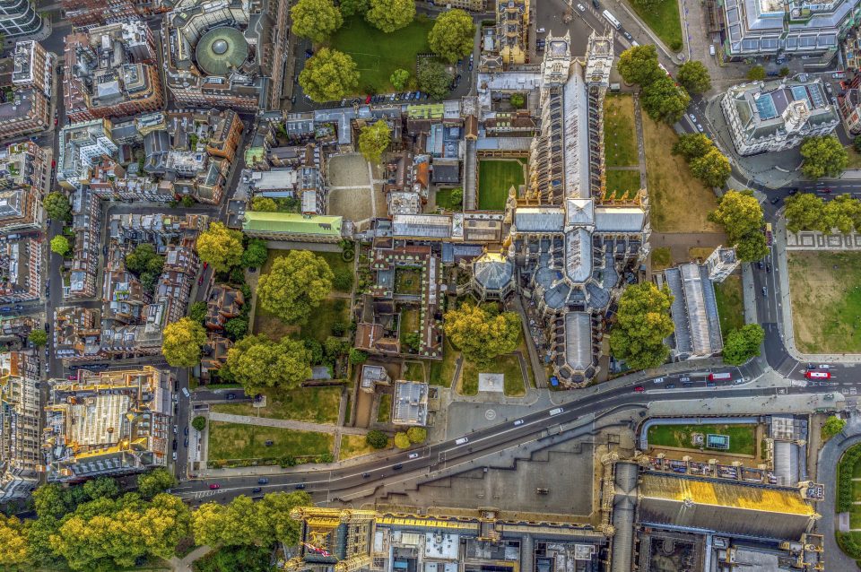  The medieval Westminster Abbey is still a major landmark after nearly 800 years