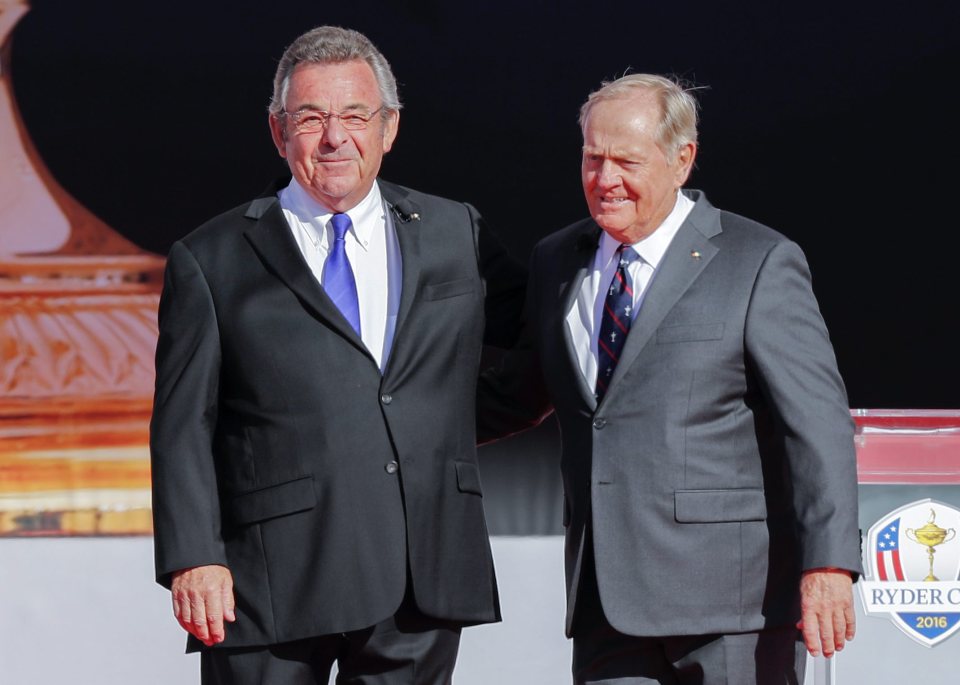  Tony Jacklin and Jack Nicklaus take to the stage, 47 years after their famous concession