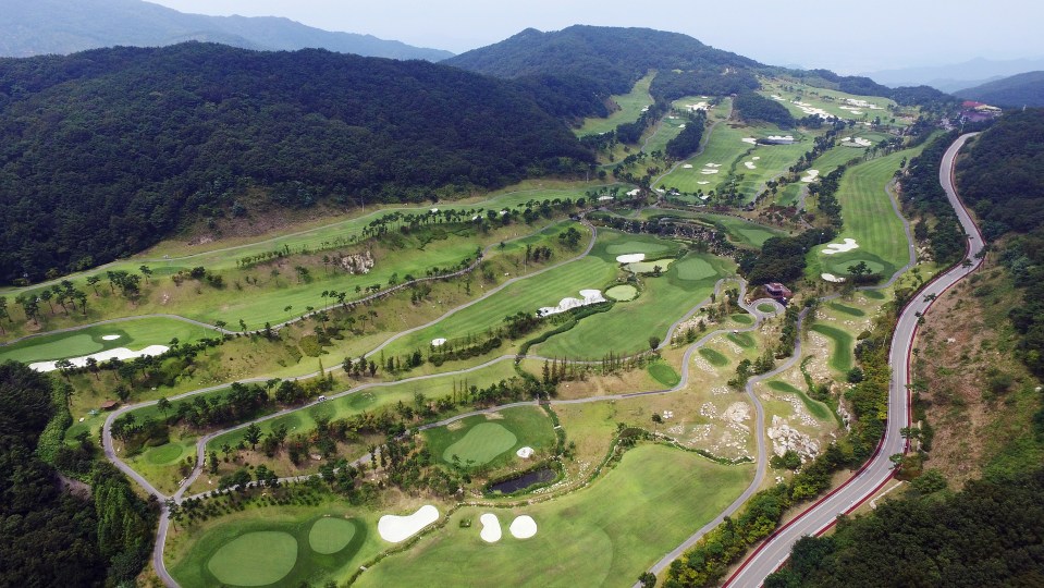  The Skyhill Country Club is set to be used as a base for anti-nuke rockets, South Korean defence chiefs have announced