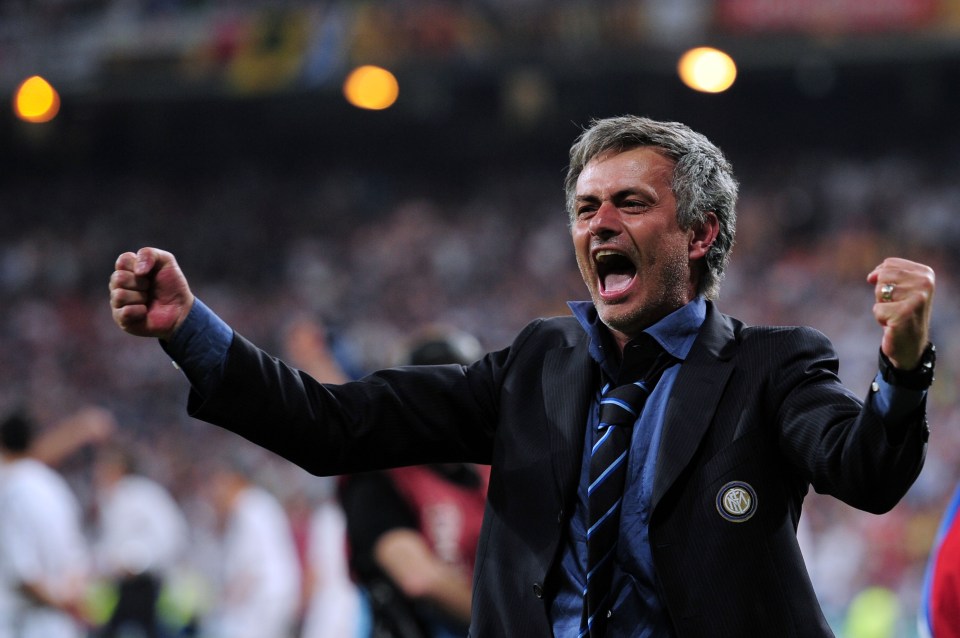 MADRID, SPAIN - MAY 22: Head coach Jose Mourinho of Inter Milan celebrates his team's victory at the end of the UEFA Champions League Final match between FC Bayern Muenchen and Inter Milan at the Estadio Santiago Bernabeu on May 22, 2010 in Madrid, Spain. (Photo by Shaun Botterill/Getty Images)