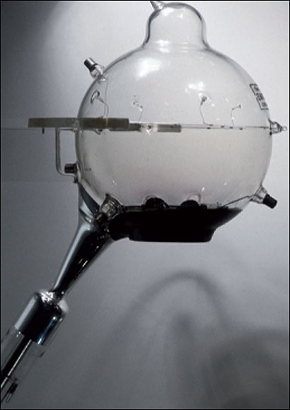  The Emitron tube, similar in design to Zworykin’s iconoscope, produced a television signal using a scanning electron beam.