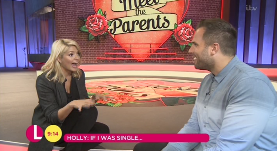  Holly revealed she'd be up for using Tinder if she was single