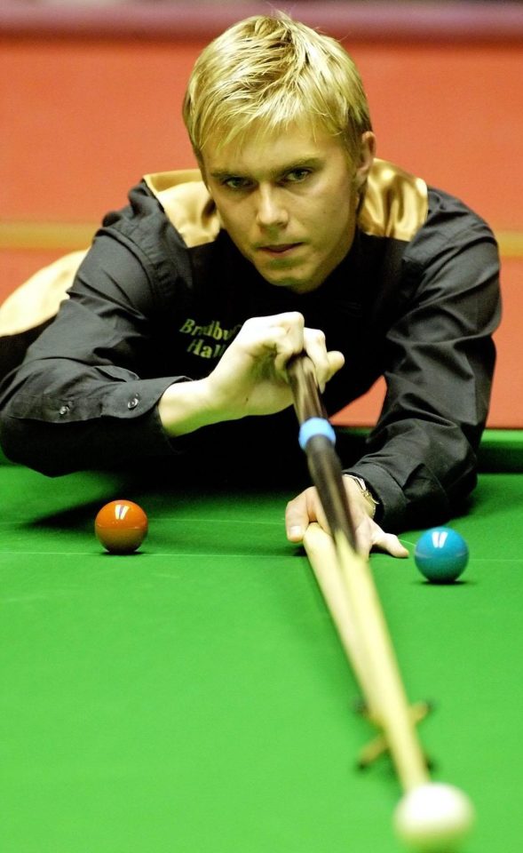 Paul Hunter shows against Matthew Stevens the style that made him a snooker icon