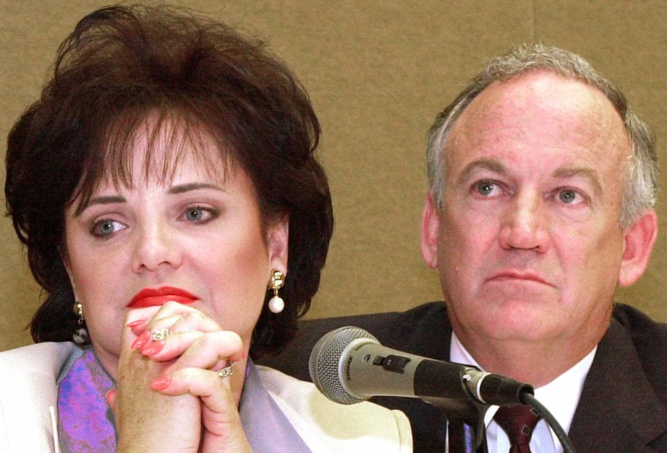  Patsy Ramsey and her husband John are shown during a press conference in Atlanta in 2000