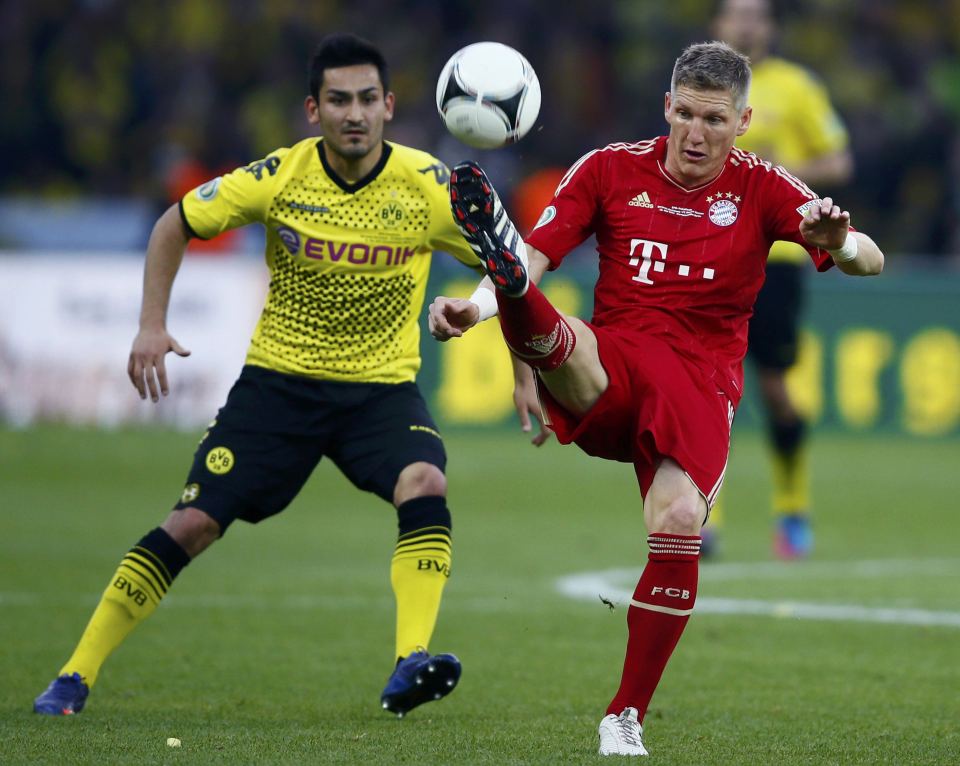  Schweinsteiger and Gundogan were rivals in Germany but are friends