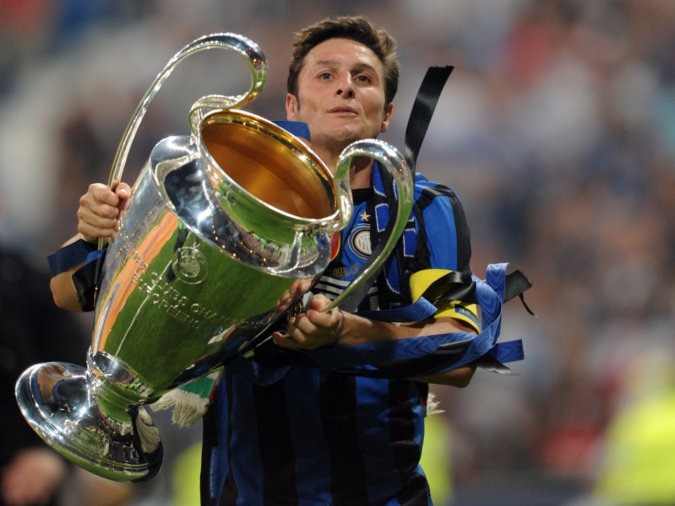  Javier Zanetti is overjoyed as Inter Milan win 2010 Champions League final