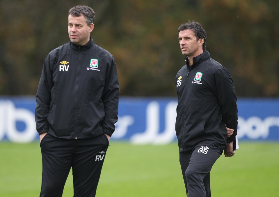  Raymond Verheijen coaching Wales with the late Gary Speed