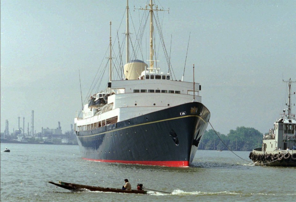  The Government would welcome plans for a new royal yacht, after HMY Britannia was decommissioned in 1997