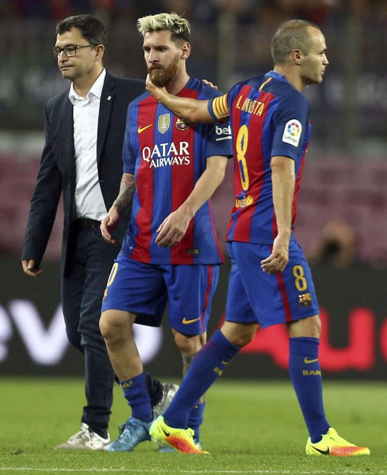  Barca stars Andres Iniesta and Lionel Messi are veterans of many El Clasicos