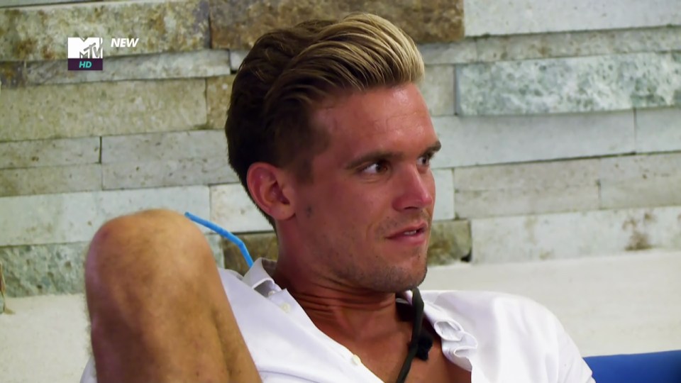  Gary Beadle looks on as he witnesses the awkward situation on Ex On The Beach