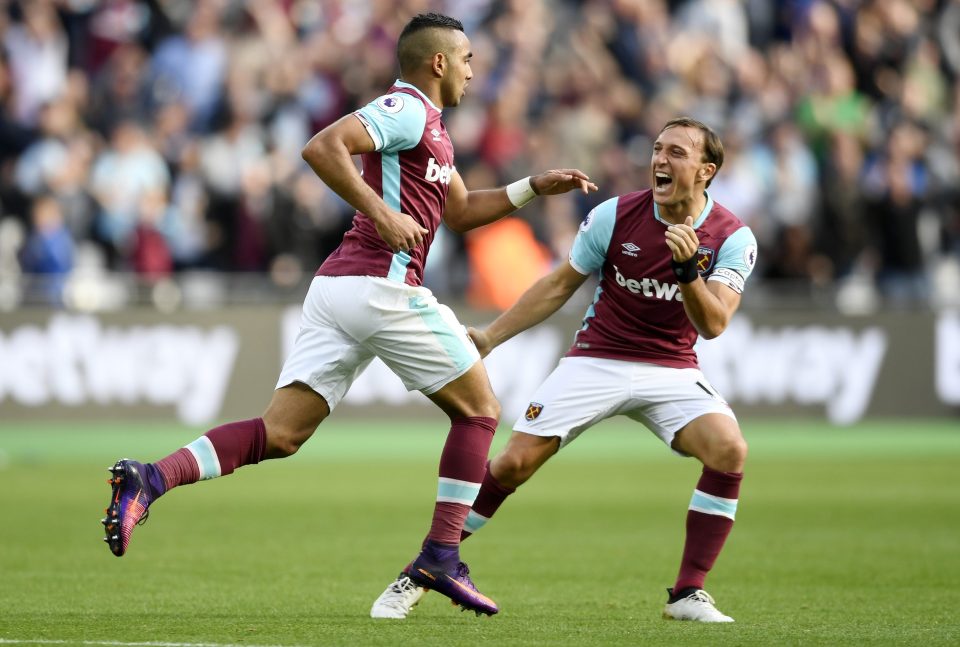  Dimitri Payet struck a wonder goal to help West Ham earn a point