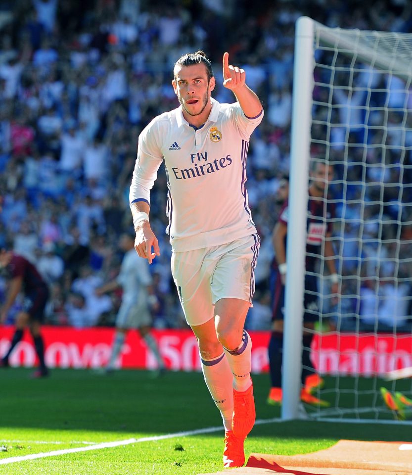  Gareth Bale celebrates scoring his 50th La Liga goal