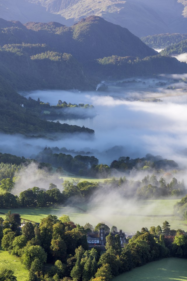  Many Brits woke to a chilly start on Monday, with temperatures just above freezing