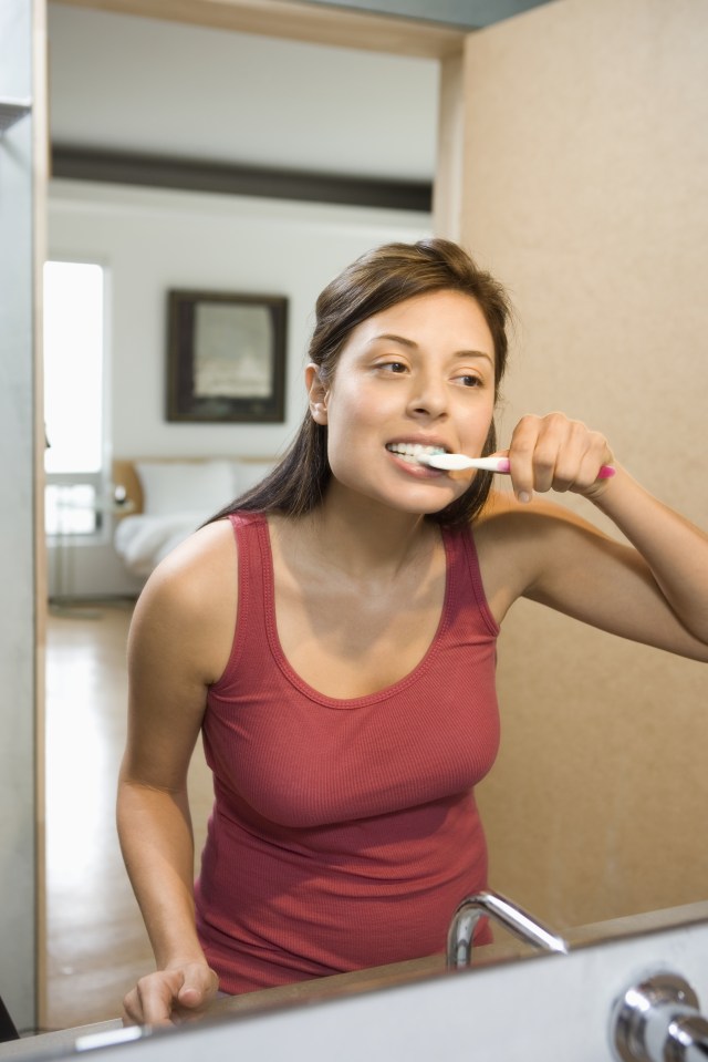 Scientists in the US conducted a trial using a new plaque identifying toothpaste