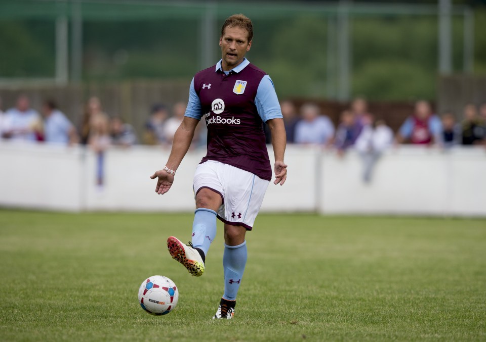  Stiliyan Petrov in action for Aston Villa in pre-season against Worcester City