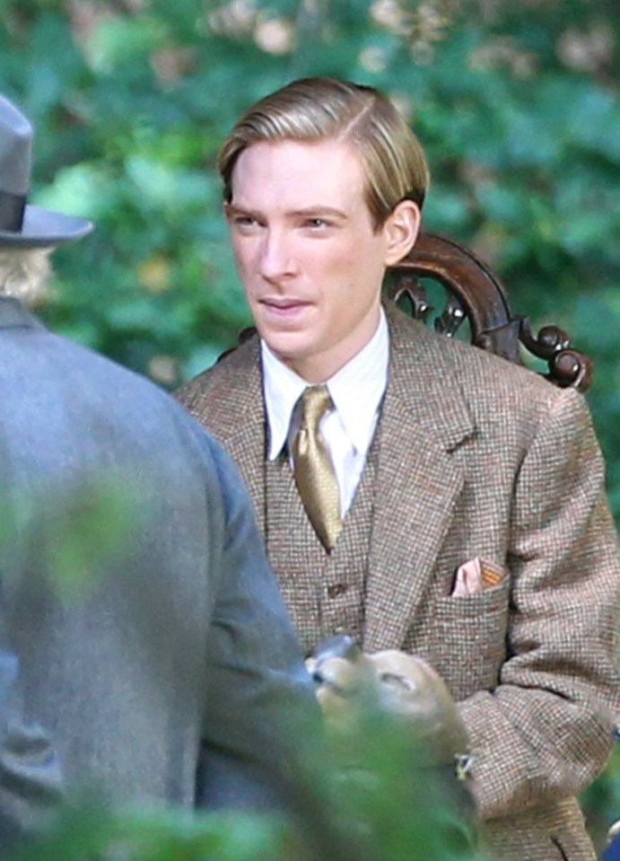  Co-star Domhnall Gleeson dyed his ginger locks blonde for the role