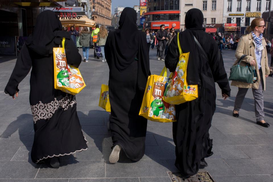  Burka ... Sarkozy has promised to completely ban Islamic headscarf from being worn in public