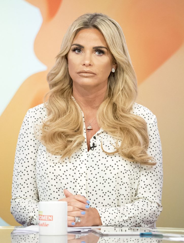  Katie Price wore a necklace from ex husband Alex Reid as she announced she was taking a break to work on her marriage