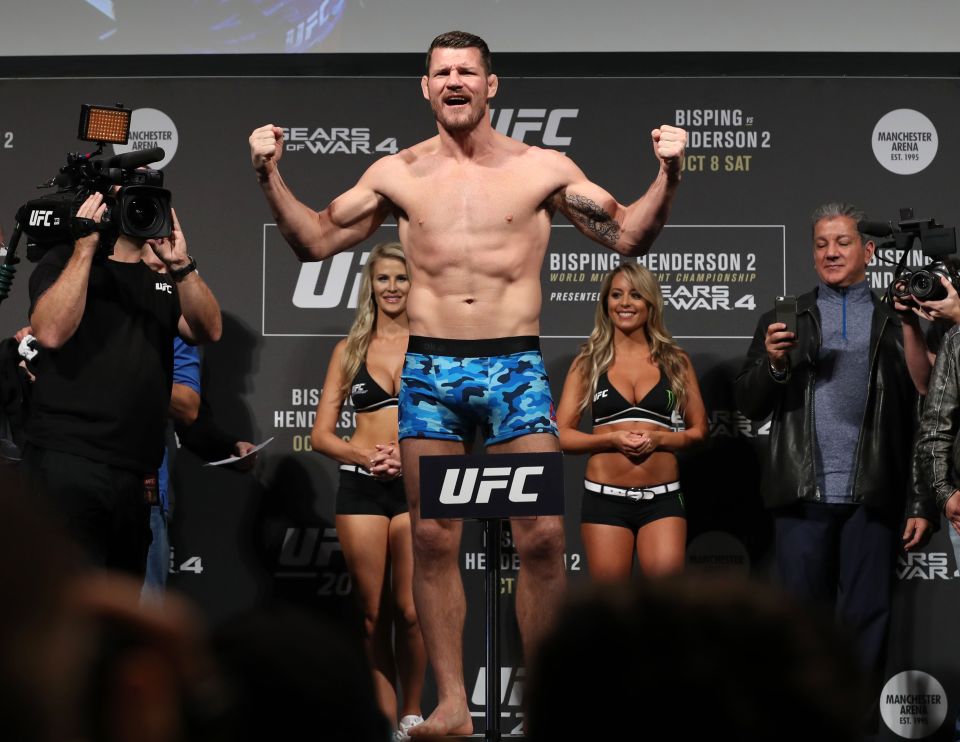  Henderson is almost a decade older than Bisping who looks ib peak condition