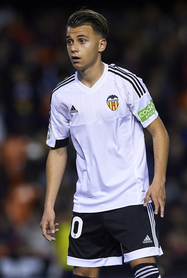  Fran Villalba has caught the eye of Manchester United after coming through the ranks at Valencia