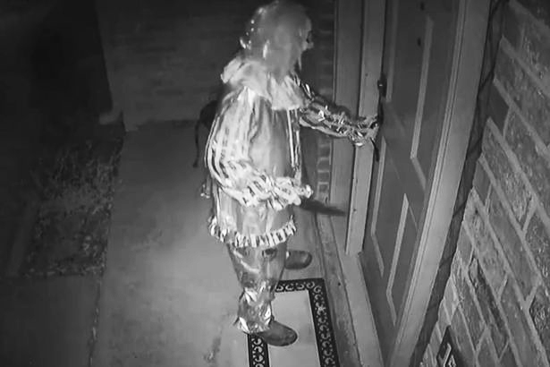  Chilling CCTV footage shows a 'killer clown' with huge knife trying to enter family home in Texas