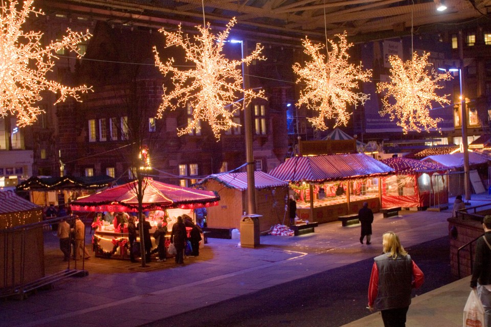 German Christmas market in St Enoch?s Square Glasgow Scotland UK. Image shot 2007. Exact date unknown.