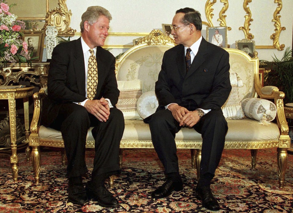  President Bill Clinton meets with King Adulyadej at Chitrlada Palace in Bangkok in 1996