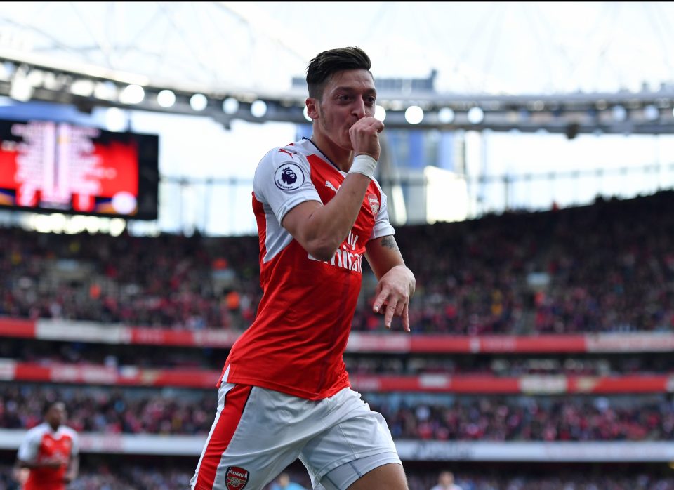  Beef watched as Mesut Ozil scored a hat-trick in Arsenal's 6-0 win