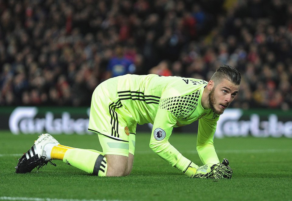  David de Gea reacts after denying Coutinho with a stunning save