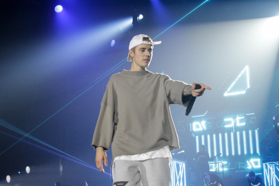  Bieb quiet ... Cheeky Justin told fans to stop screaming at his concert in Birmingham