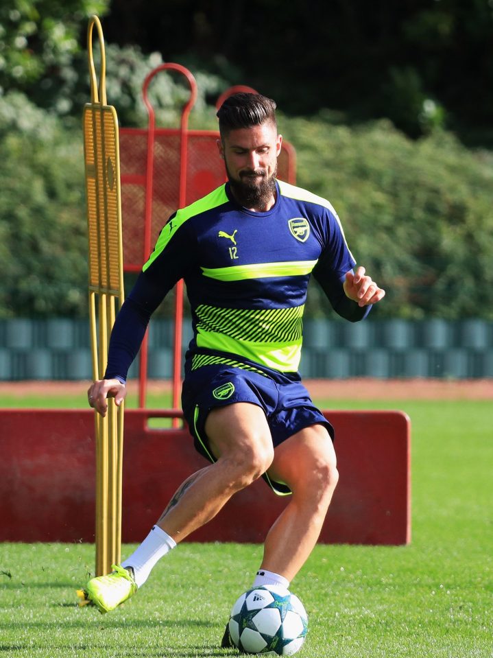  Olivier Giroud may play for Arsenal tonight