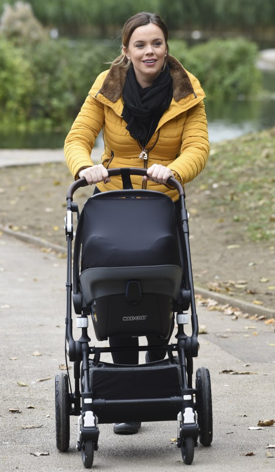 Maria showed off that new mum glow as she pushed Evie around the park