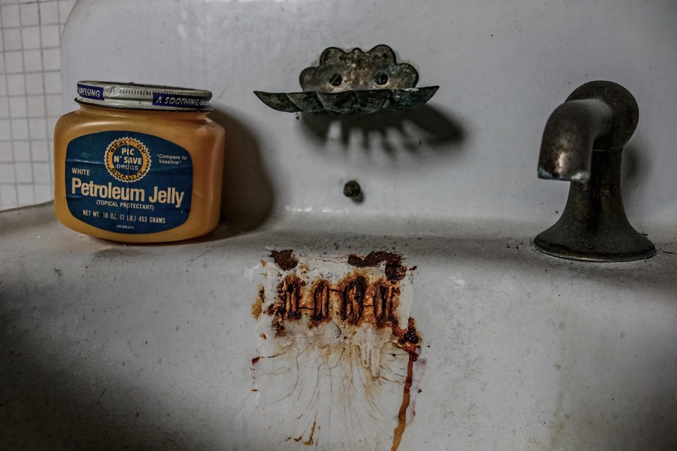  A rust-stained sink