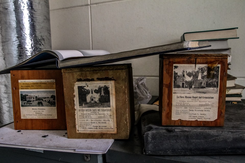  The cremated remains of three women dated from the 1950s are forgotten on a shelf