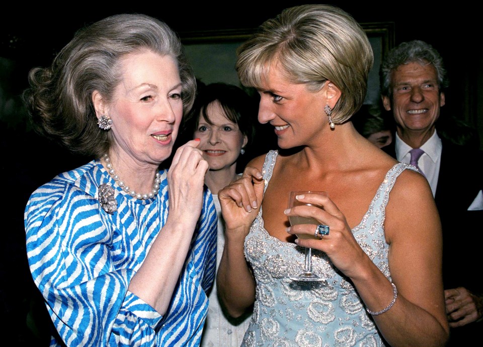 Diana And Stepmother Raine Spencer At Christies