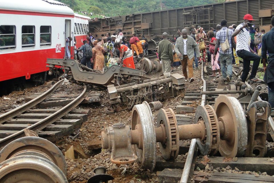  At least 55 people were killed and nearly 600 injured after a packed passenger train derailed and overturned in Cameroon