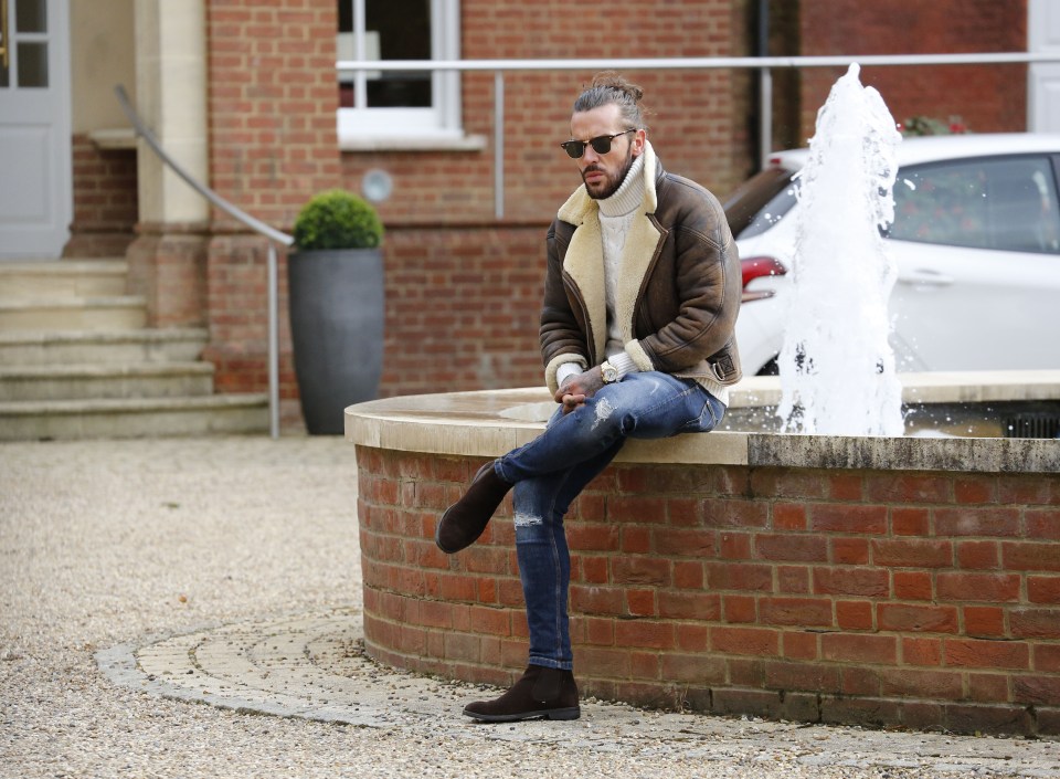 Pete looked unusually quiet and reflective as he sat by the Champney's fountain